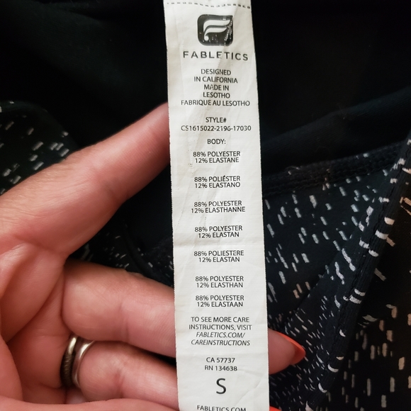 Fabletics Printed Capris Pants - Picture 5 of 5